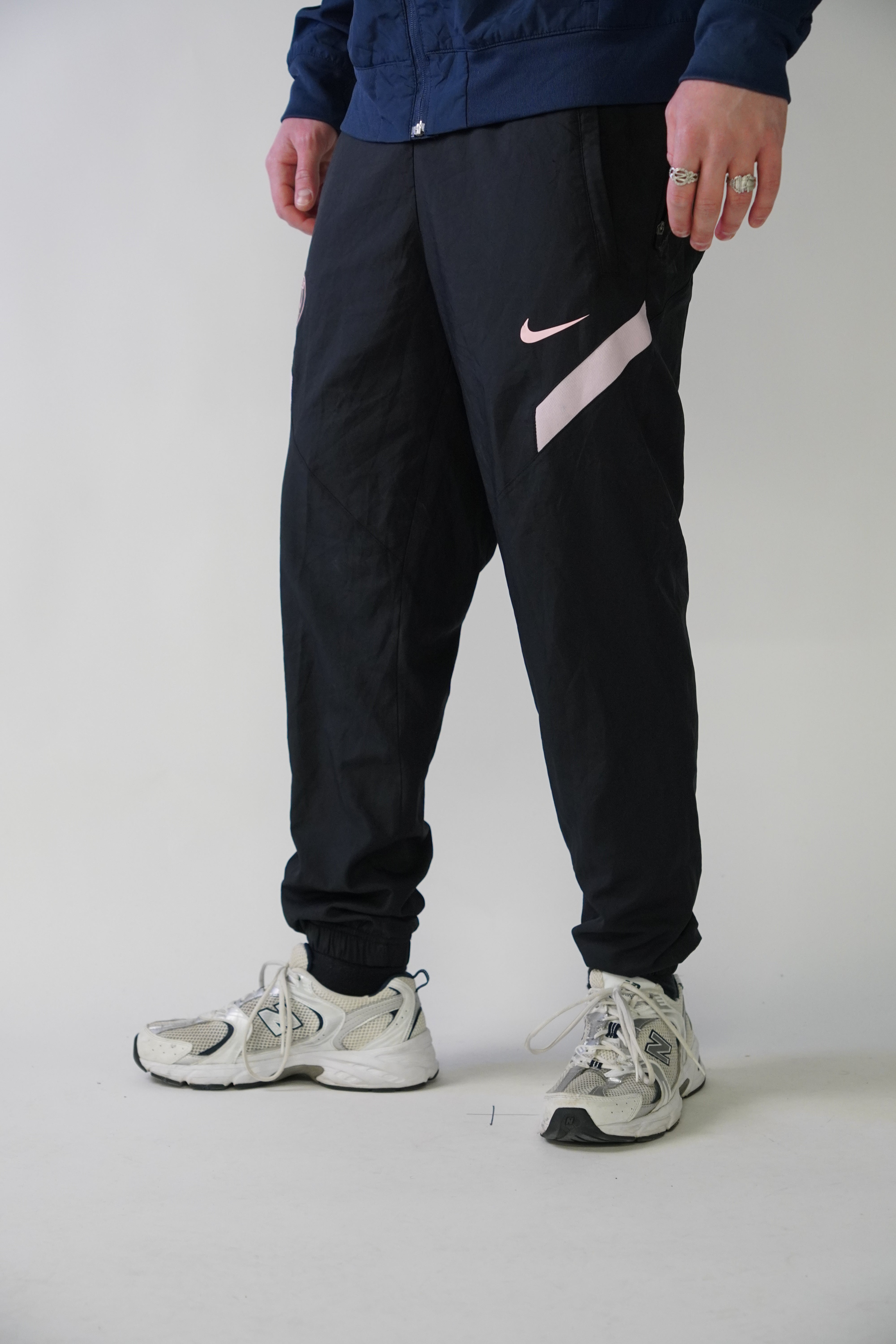 Nike psg track pants best sale